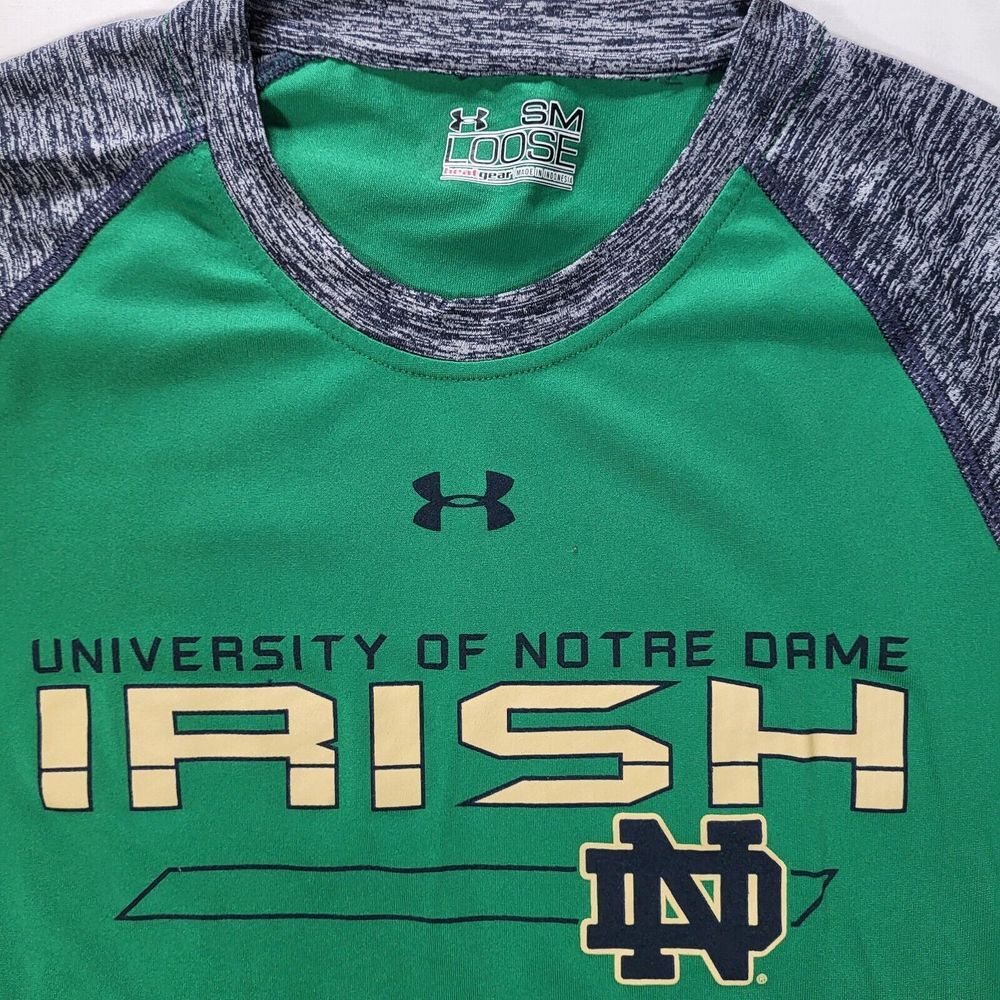Notre‎ Dame Irish Men's Small Under Armour Loose Heat Gear Green T-shirt